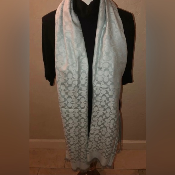 NEW Coach Signature Lightwt Stole/Scarf in Mint/DuckEgg Blue 50%Silk Rare 84x26” - Picture 4 of 16